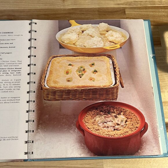 Betty Crocker's Do-Ahead Cookbook Fifth Printing 1975 Recipe Hardcover Spiral - Picture 8 of 12